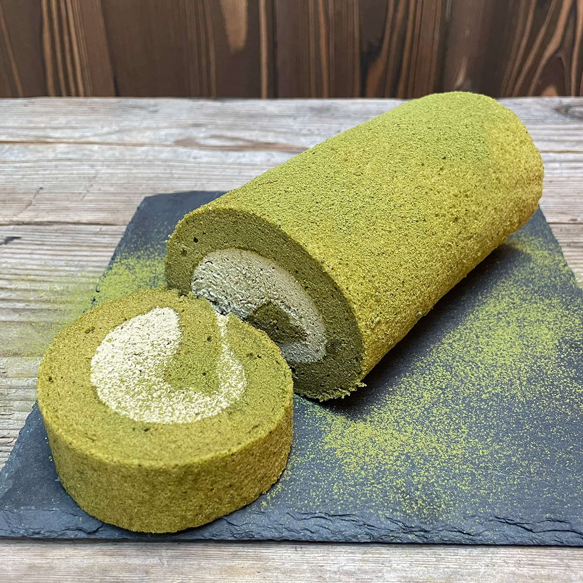 ロースト抹茶ロールケーキ（WHOLE）