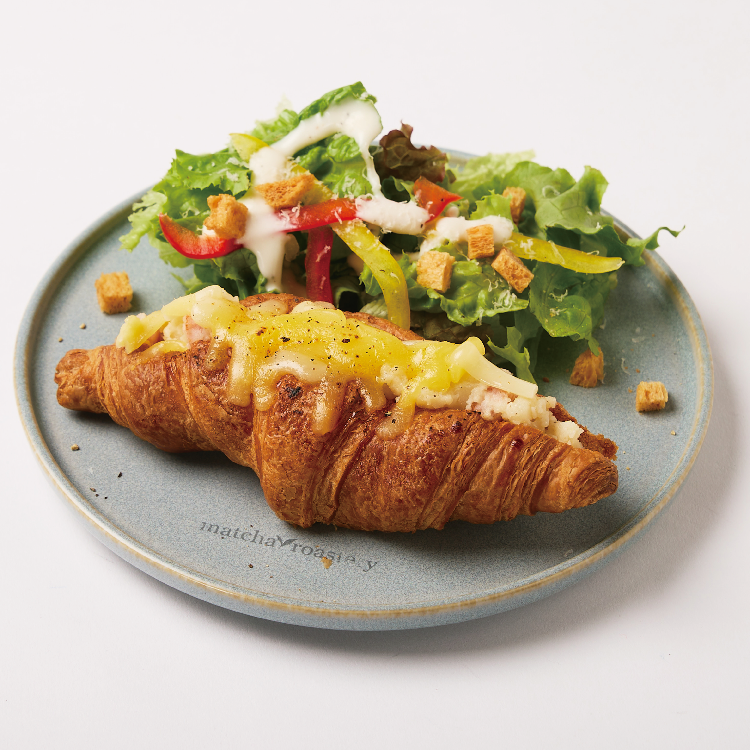 ベーコンとアンチョビポテトのクロワッサンサンド[TOGO]